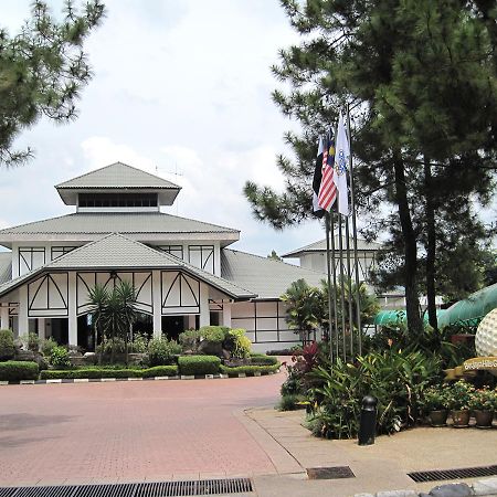 Berjaya Hills Golf & Country Club Ξενοδοχείο Bukit Tinggi Εξωτερικό φωτογραφία